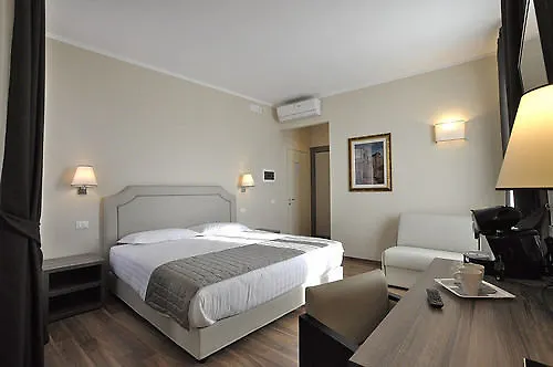 Window On Rome Hotel