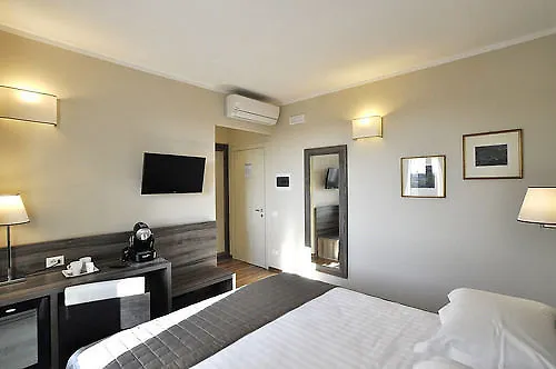 Window On Rome Hotel Guest house