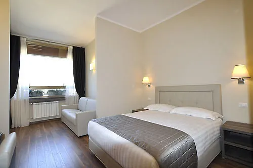 Window On Rome Hotel