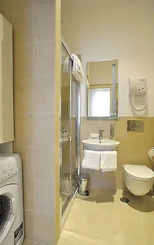 Window On Rome Hotel Guest house