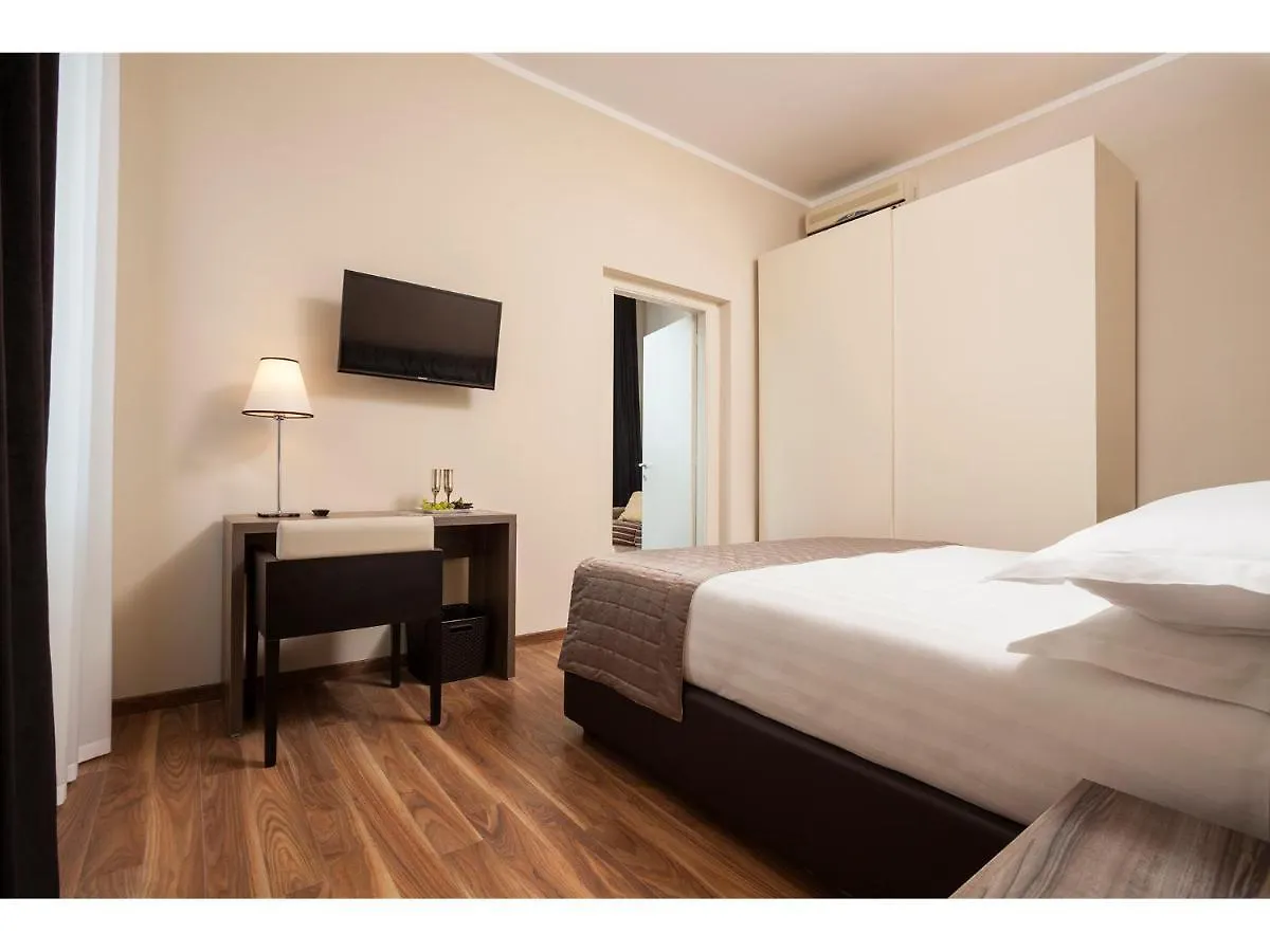 Window On Rome Hotel Guest house